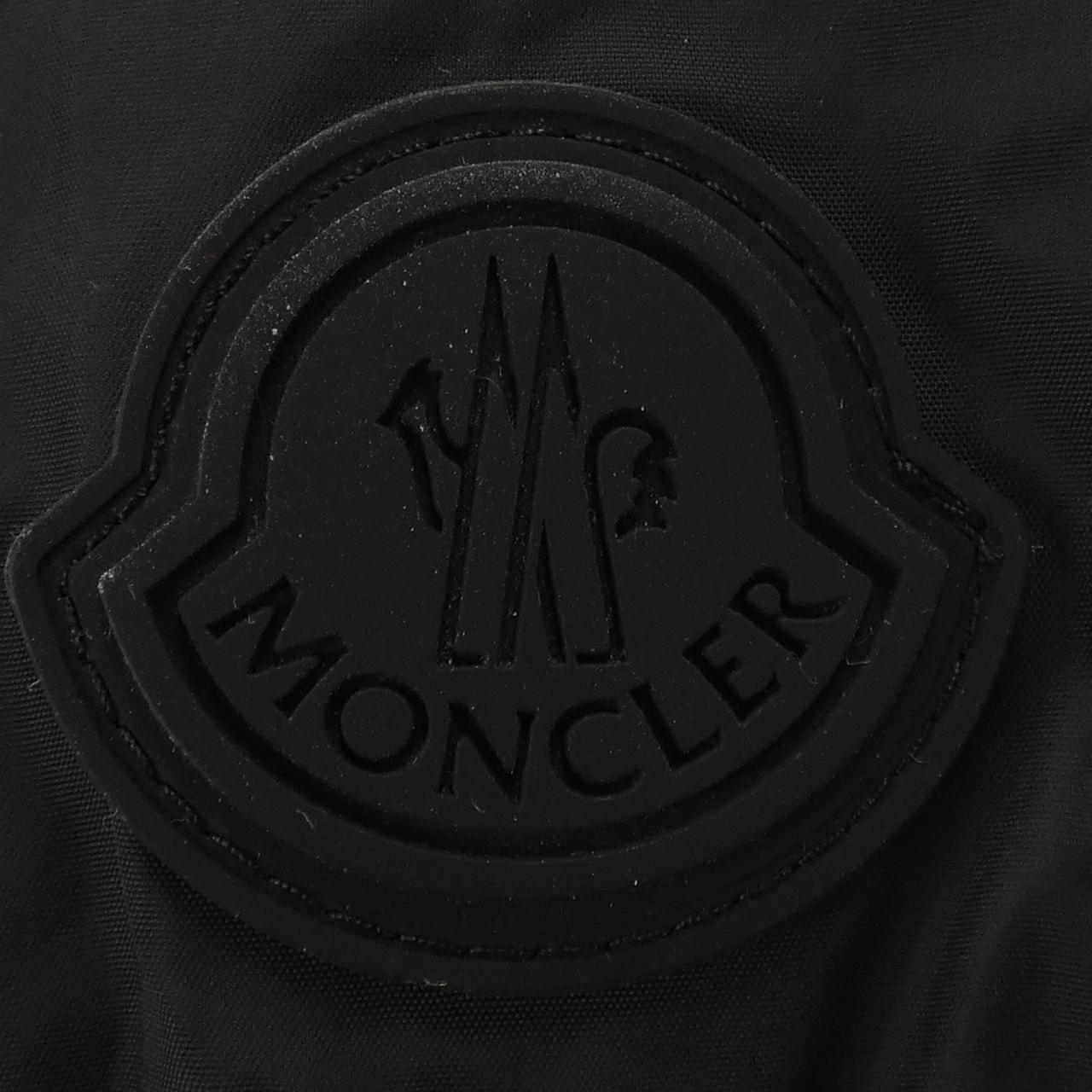 モンクレール MONTCLA ダウンジャケット