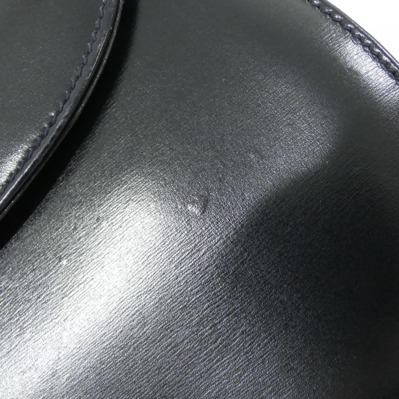 グッチ レザーショルダーバッグ