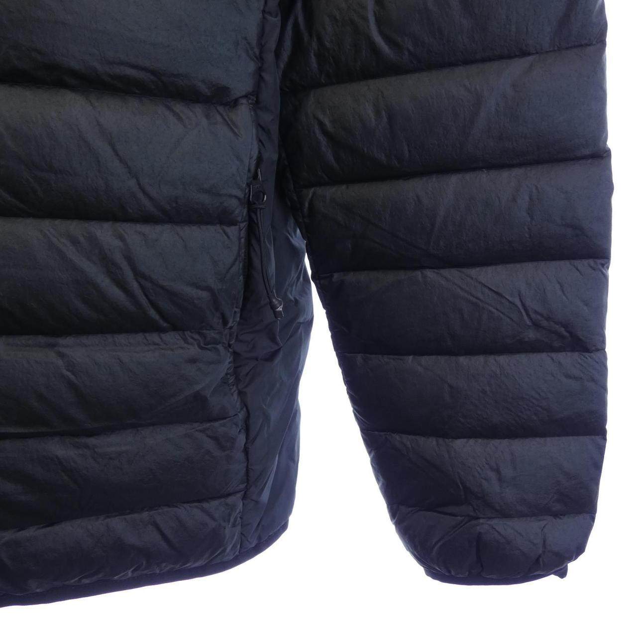 ストーンアイランド ダウンジャケット