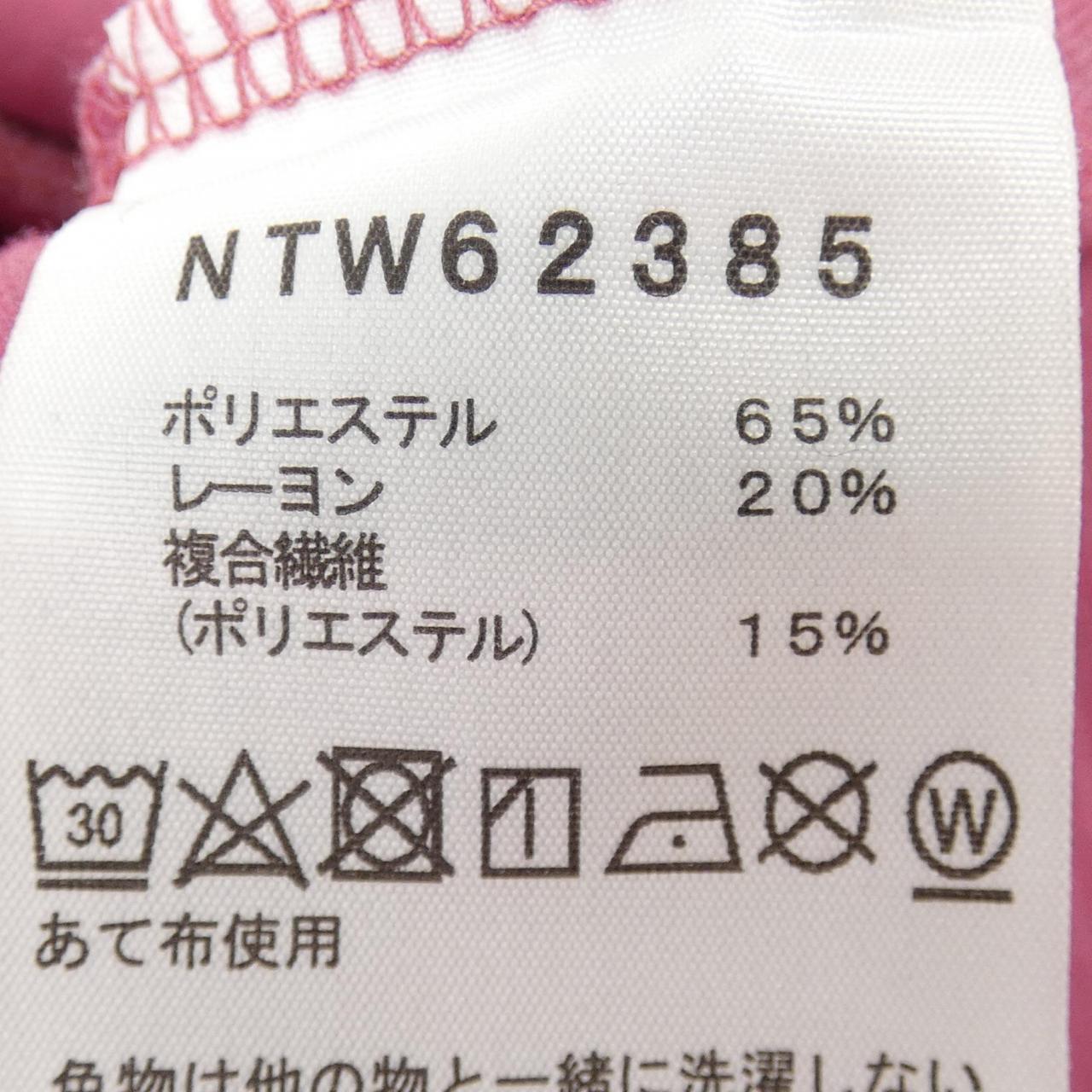ザノースフェイス パーカー
