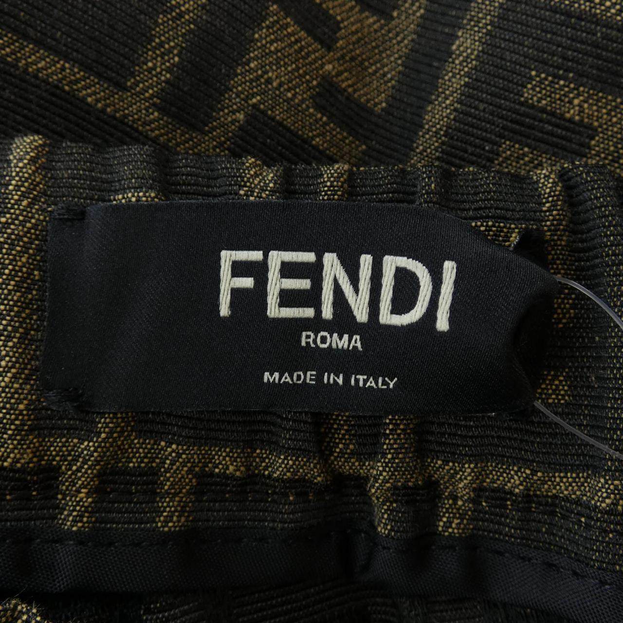 フェンディ パンツ