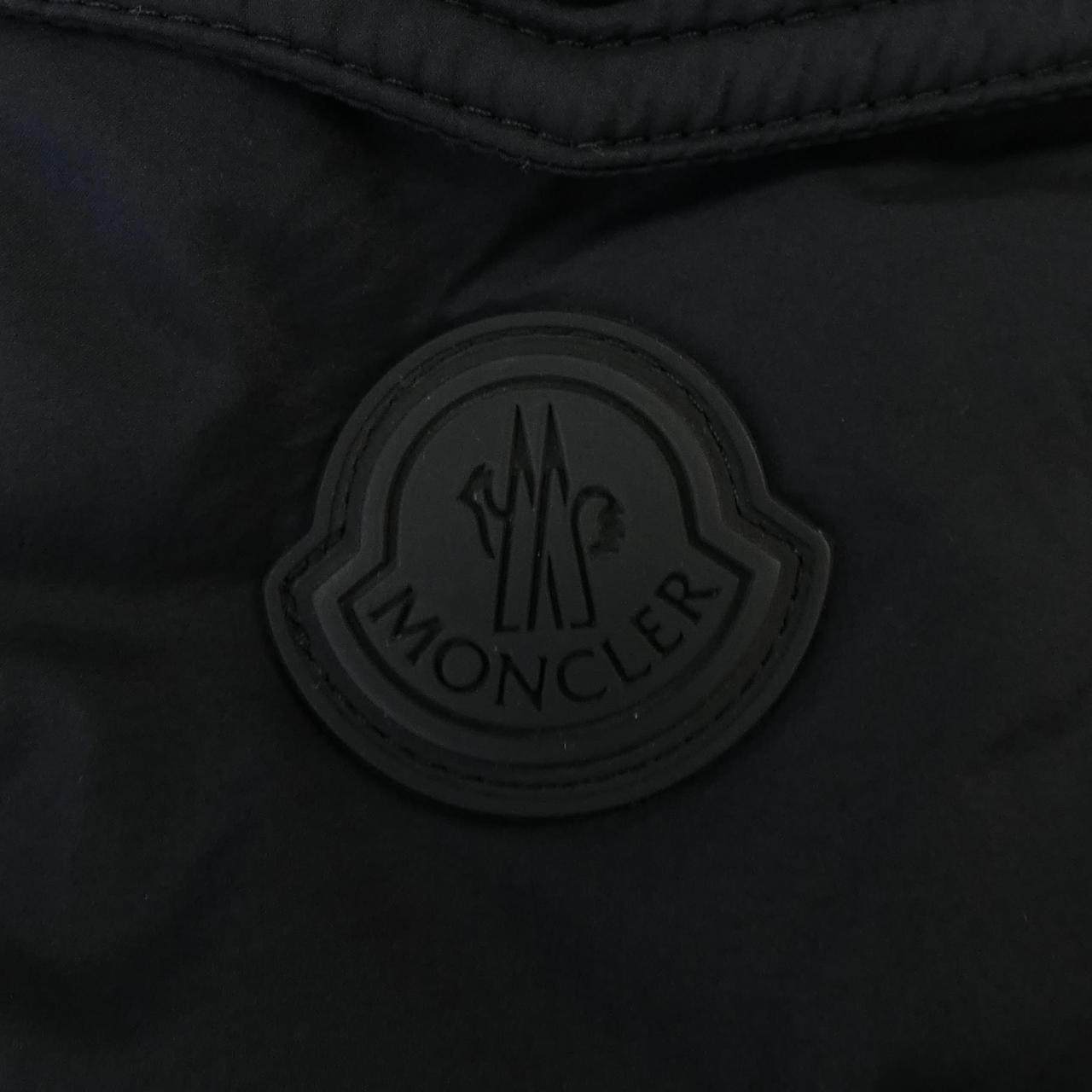 モンクレール MAURES ダウンジャケット
