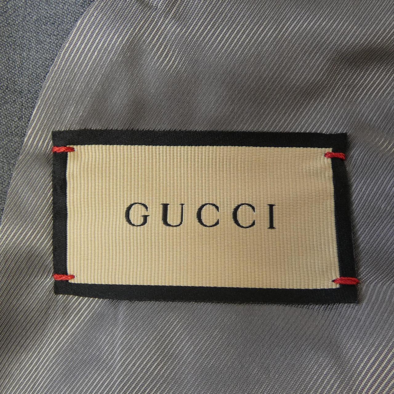 グッチ スーツ