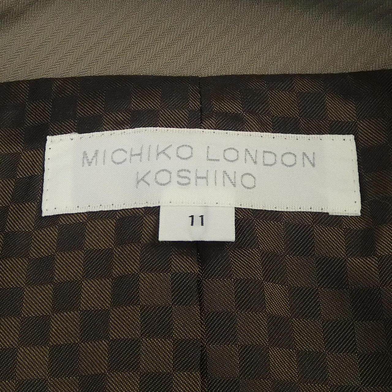 ミチコロンドン スーツ