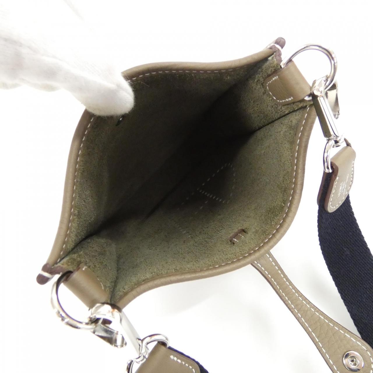 エルメス エヴリン16 トリヨンクレマンス ショルダーバッグ
