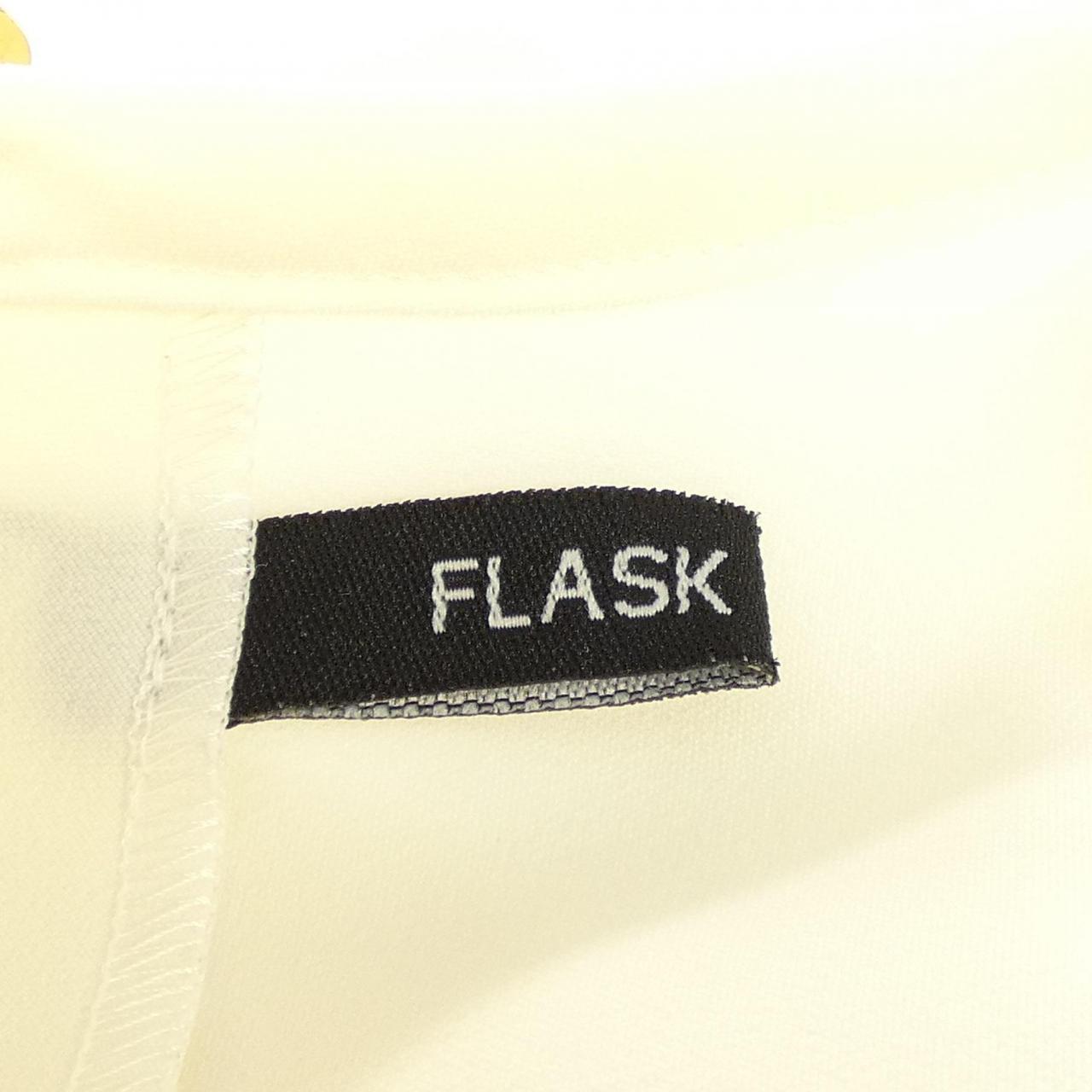 FLASK トップス