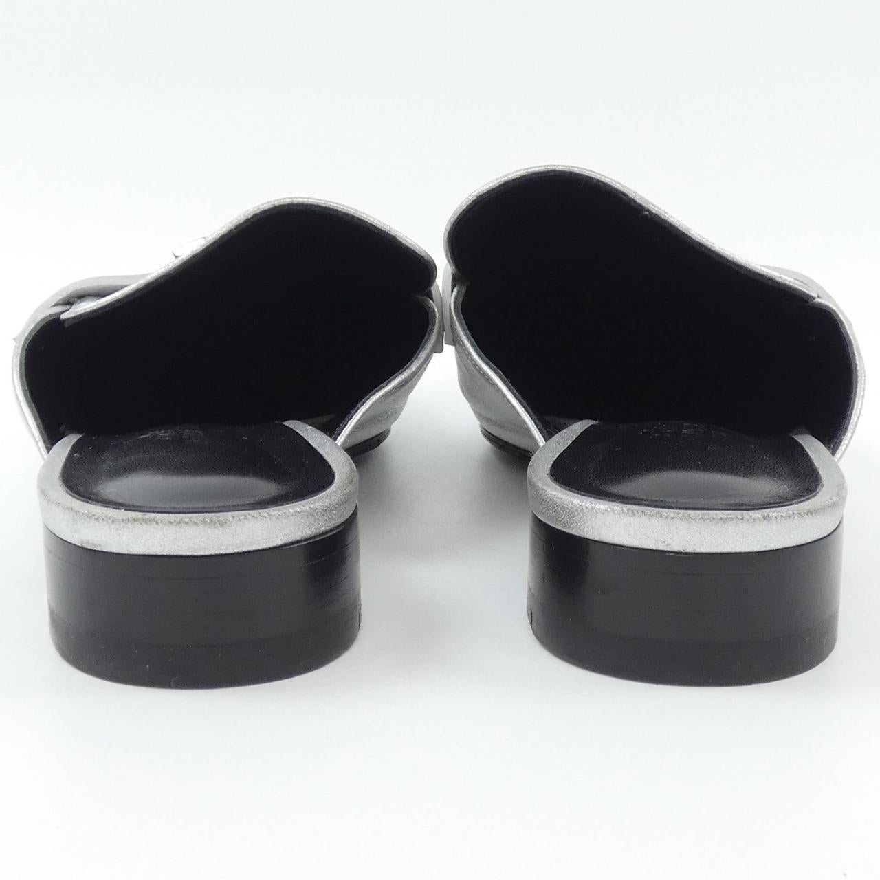 エルメス トロカデロ レザーサンダル
