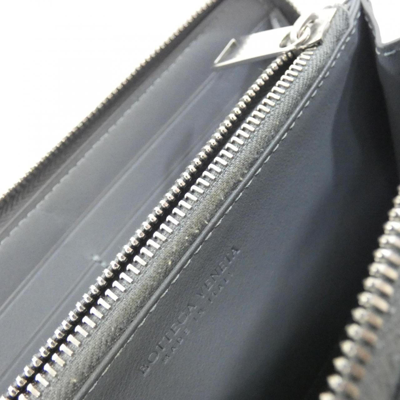 ボッテガヴェネタ カーフ長財布