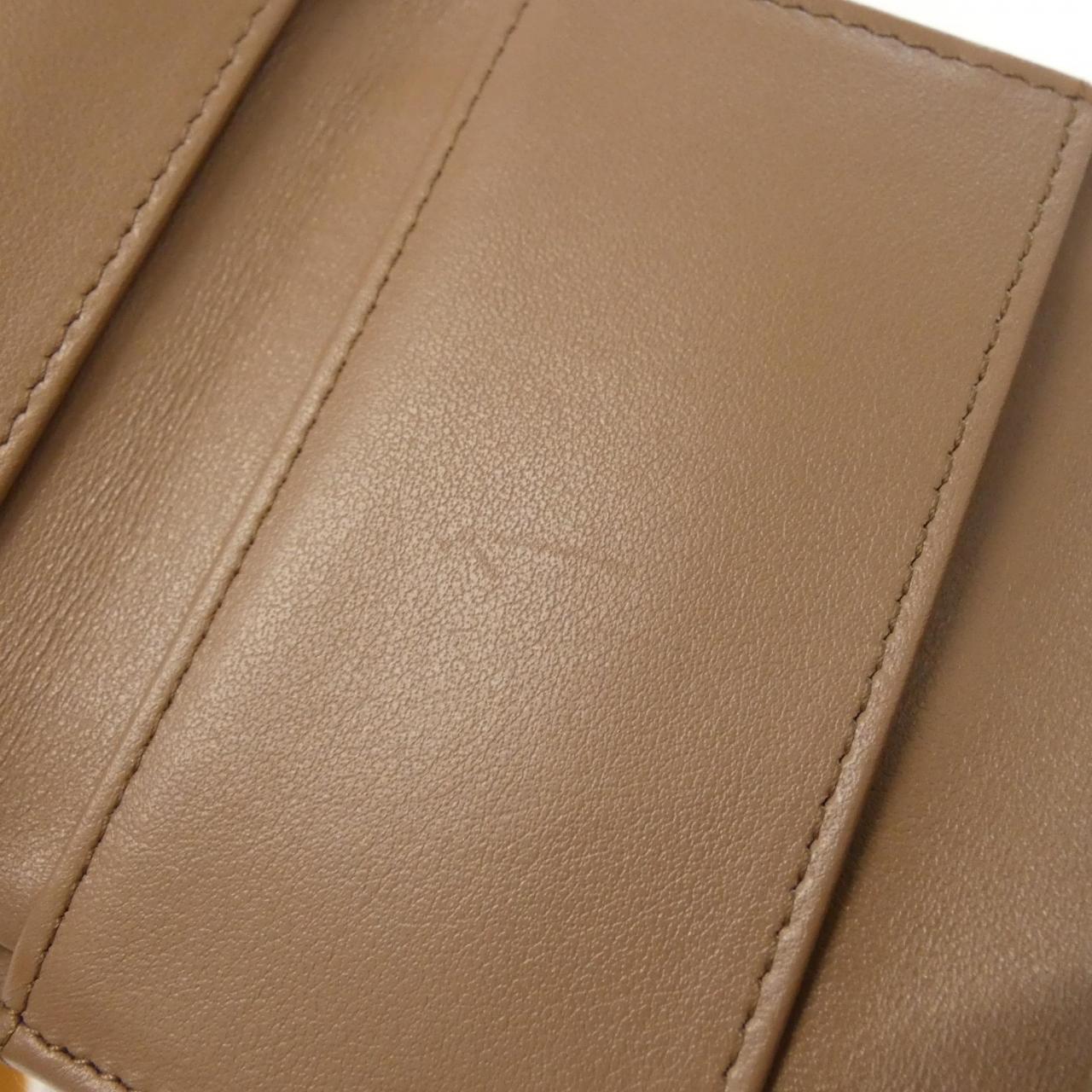 シャネル キャビアスキン 財布
