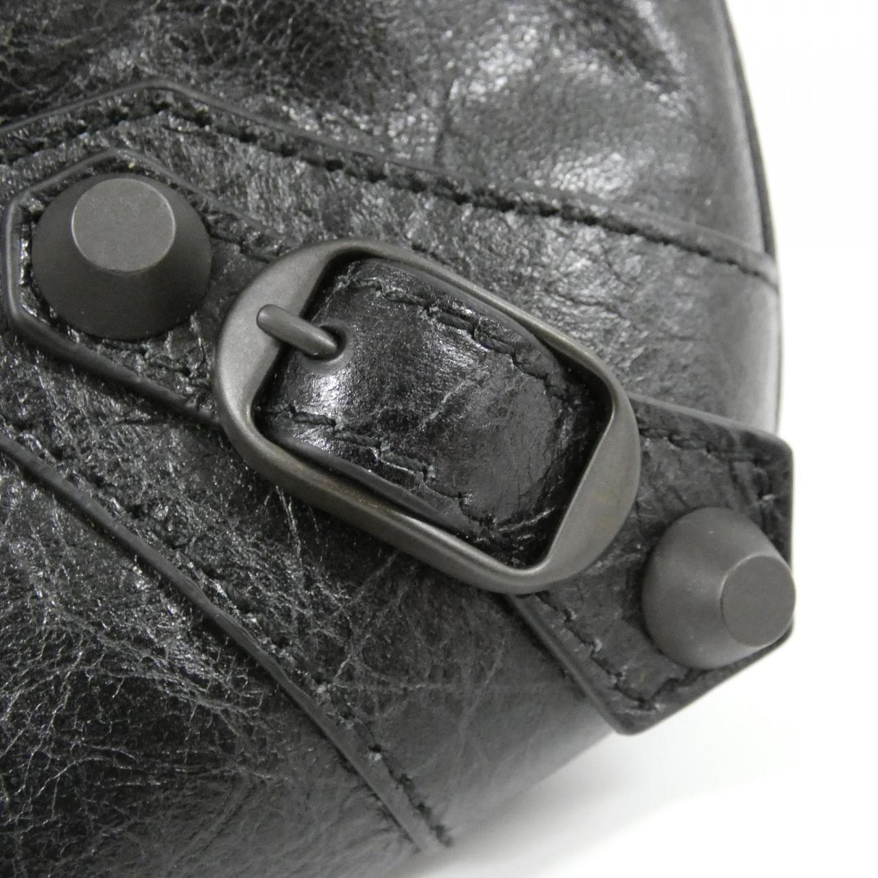 バレンシアガ LE CITY POUCH ラムレザー ショルダーバッグ