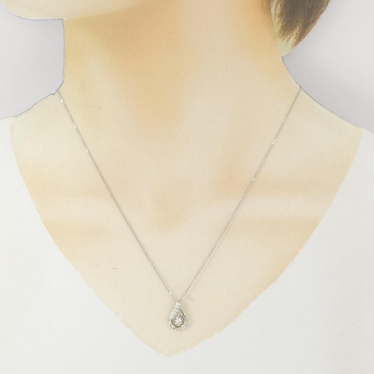 ヨンドシー プラチナ ダイヤモンド ネックレス