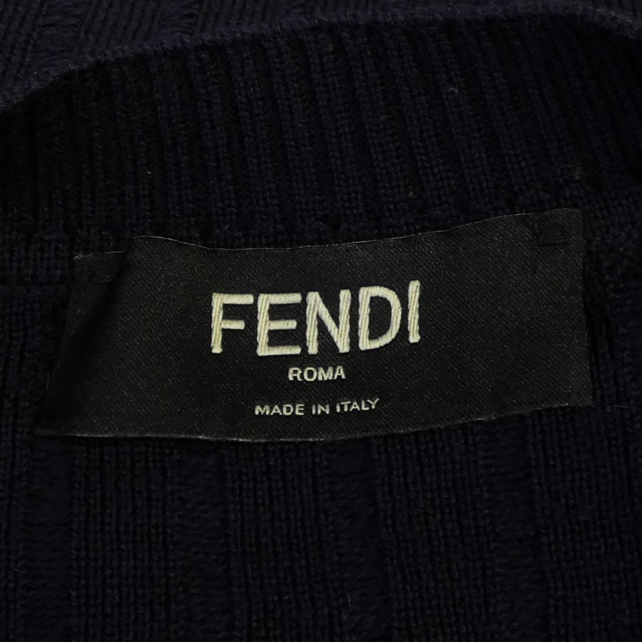 フェンディ ニット