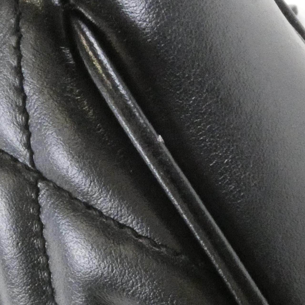 ミュウミュウ SOFT CALF IMPUN ショルダーバッグ