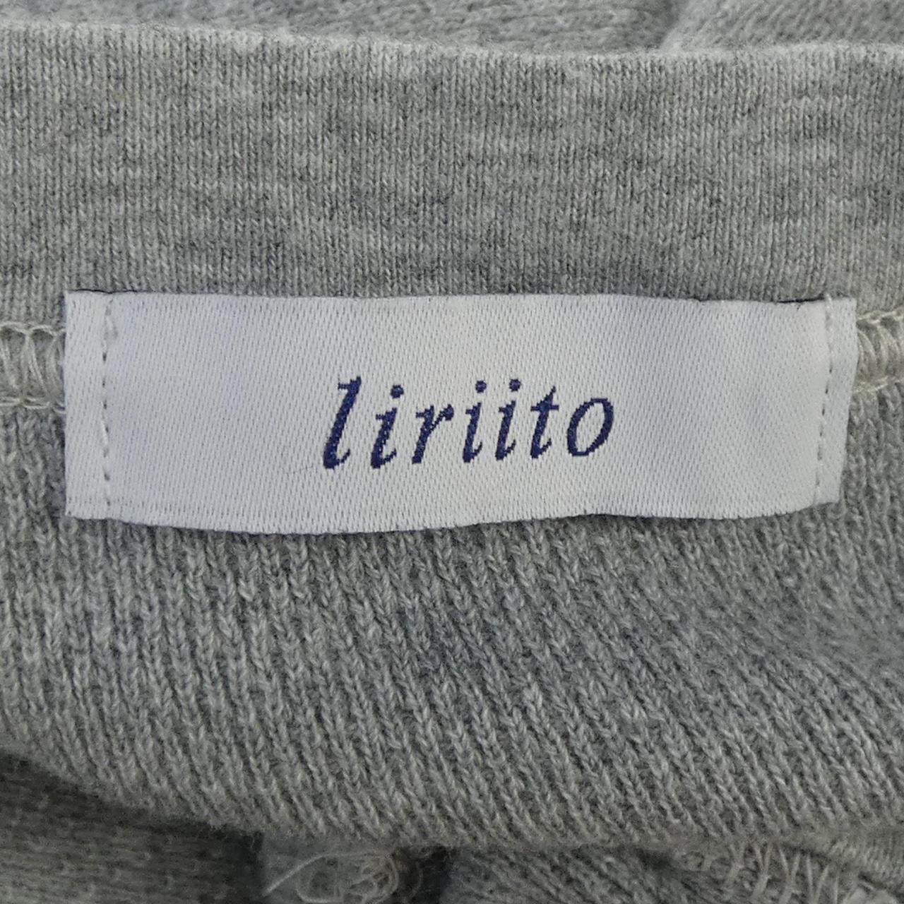 liriito トップス