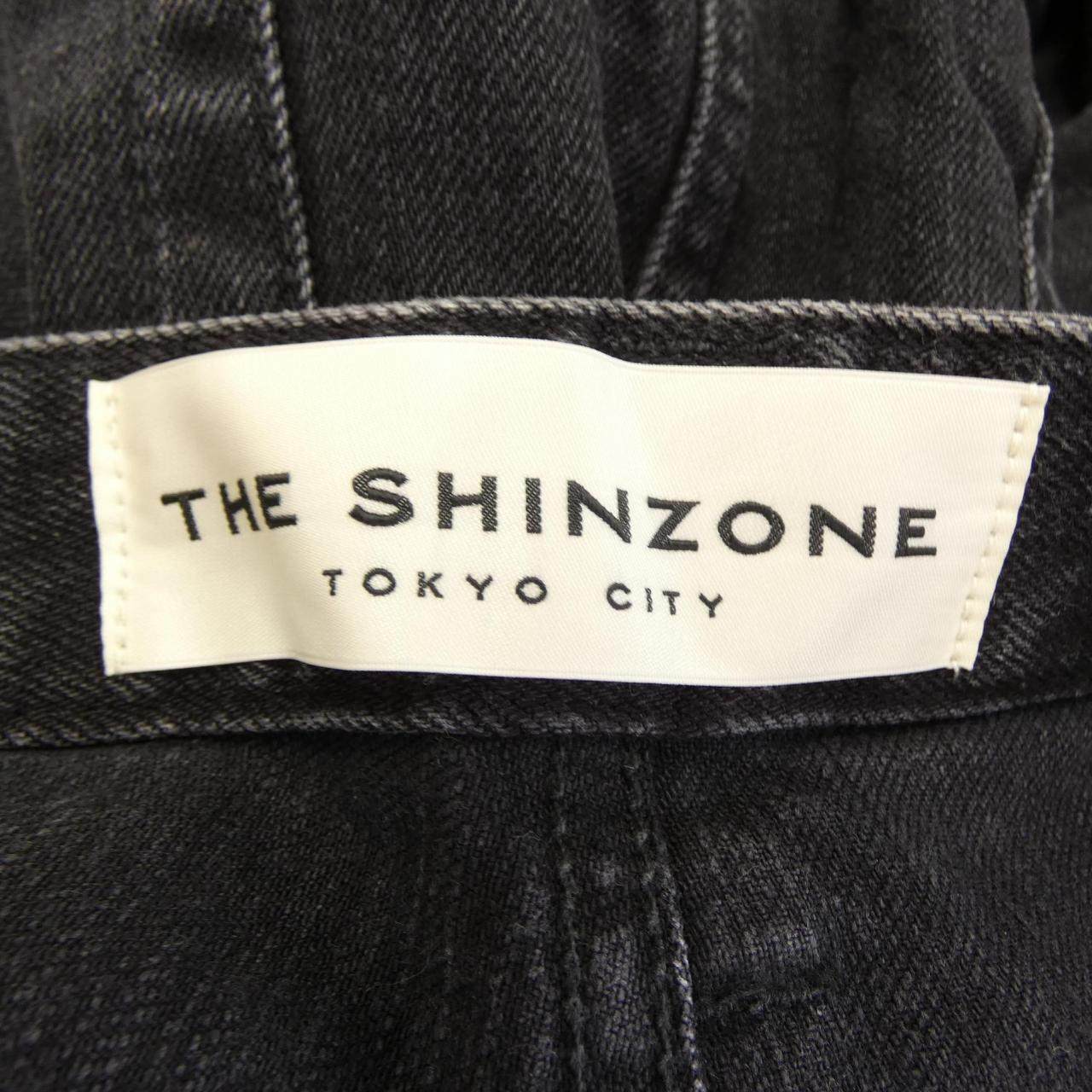 シンゾーン スカート