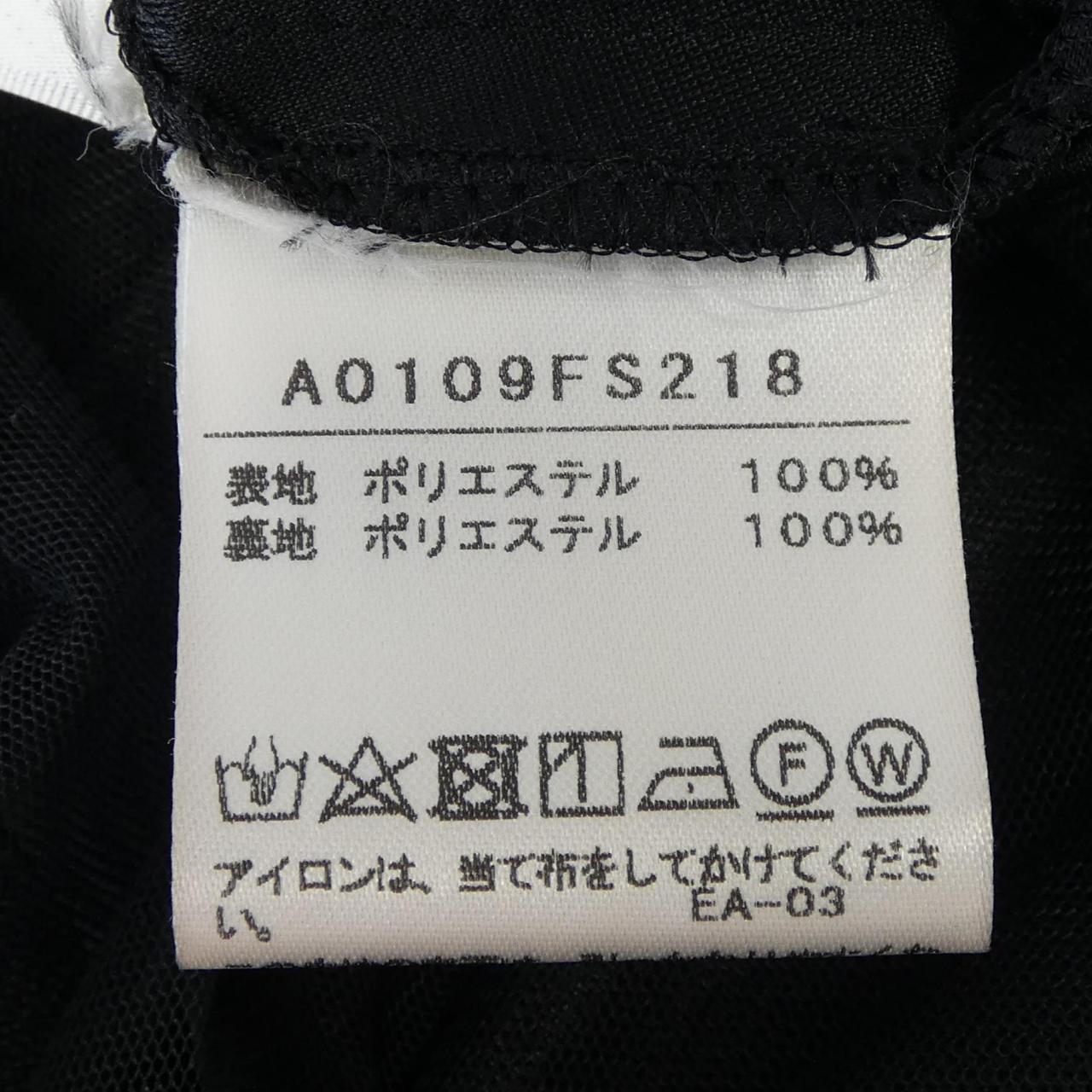 ティアラ スカート