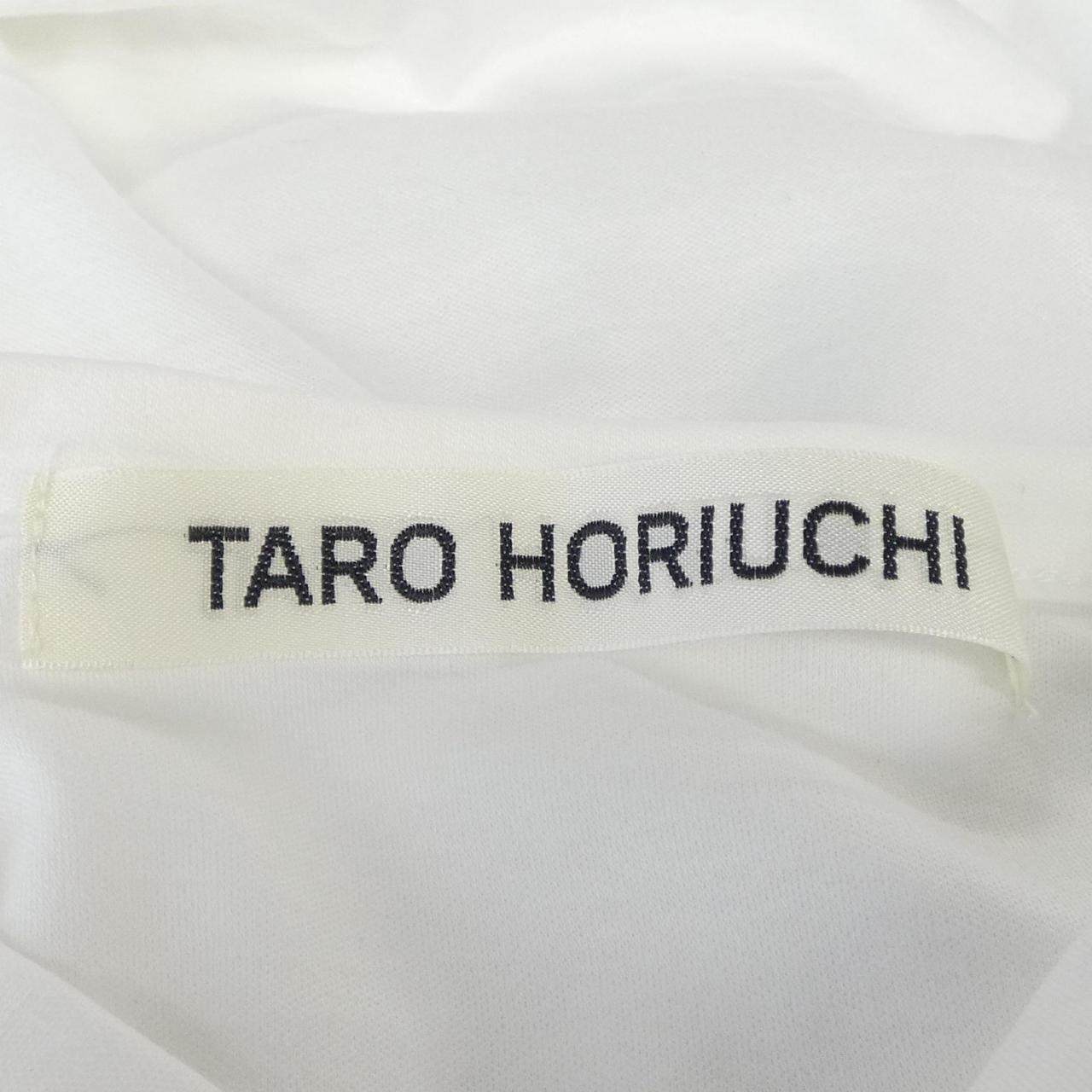 タロウホリウチ コットンTシャツ