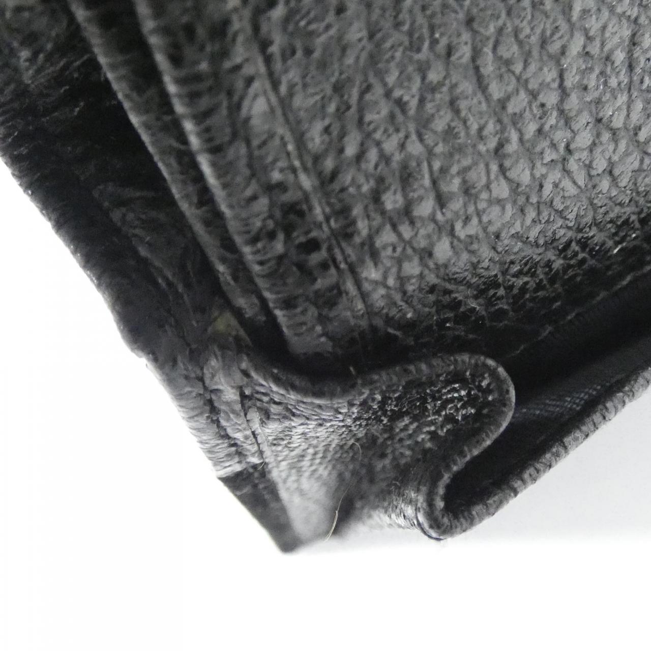 グッチ レザー スエード 財布