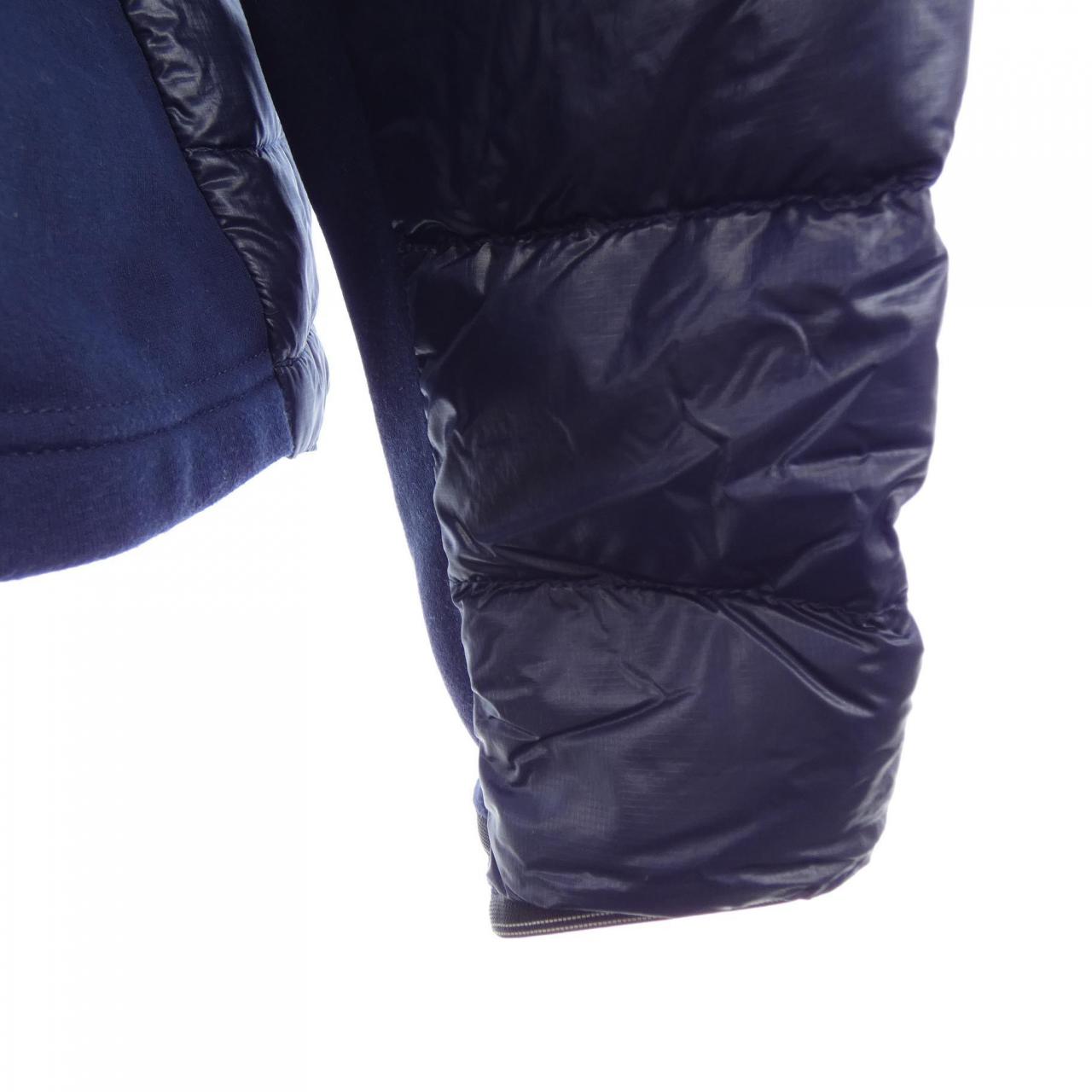 カナダグース HYBRIDGE LITE TECH HOODY ダウンジャケット