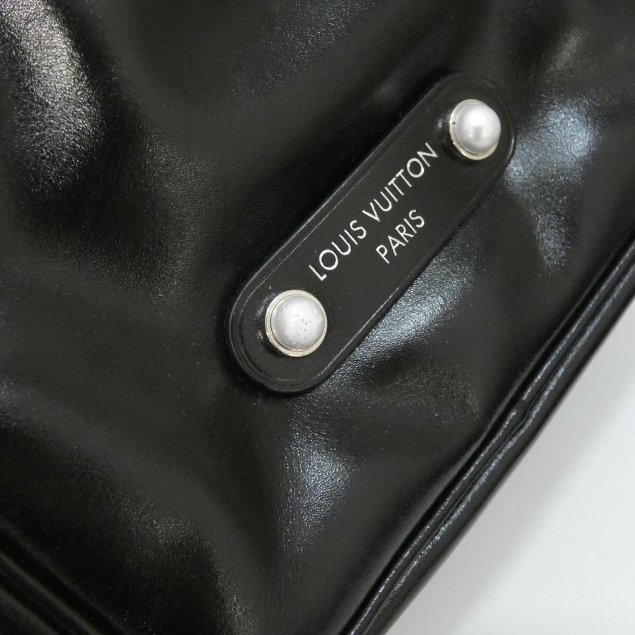 ルイヴィトン LV NIGHT ノエ カーゴ カーフ ショルダーバッグ