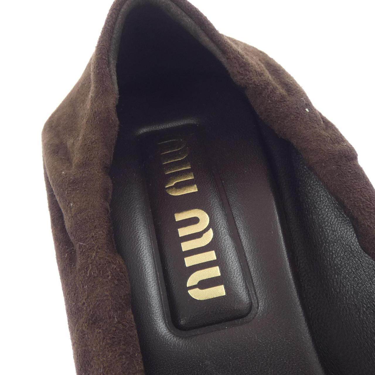 ミュウミュウ PUCHES SUEDE パンプス