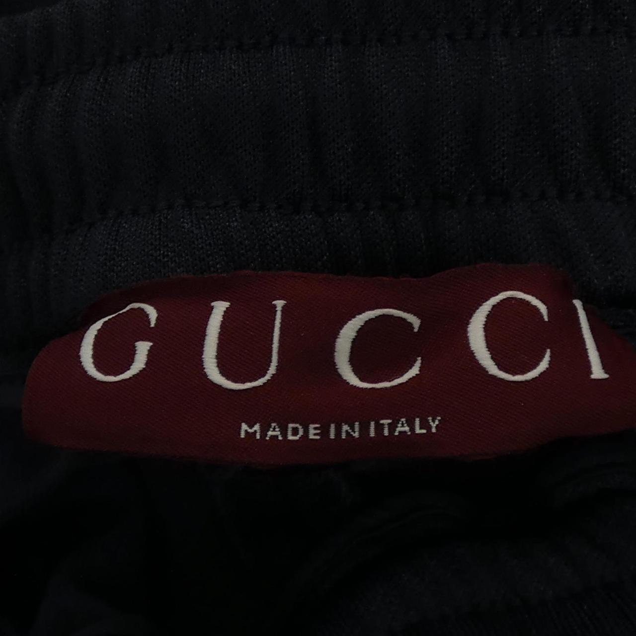グッチ パンツ