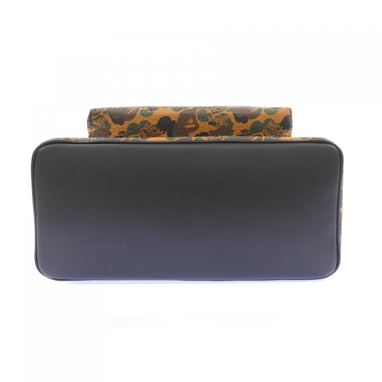 アベイシングエイプ MCM リュックサック