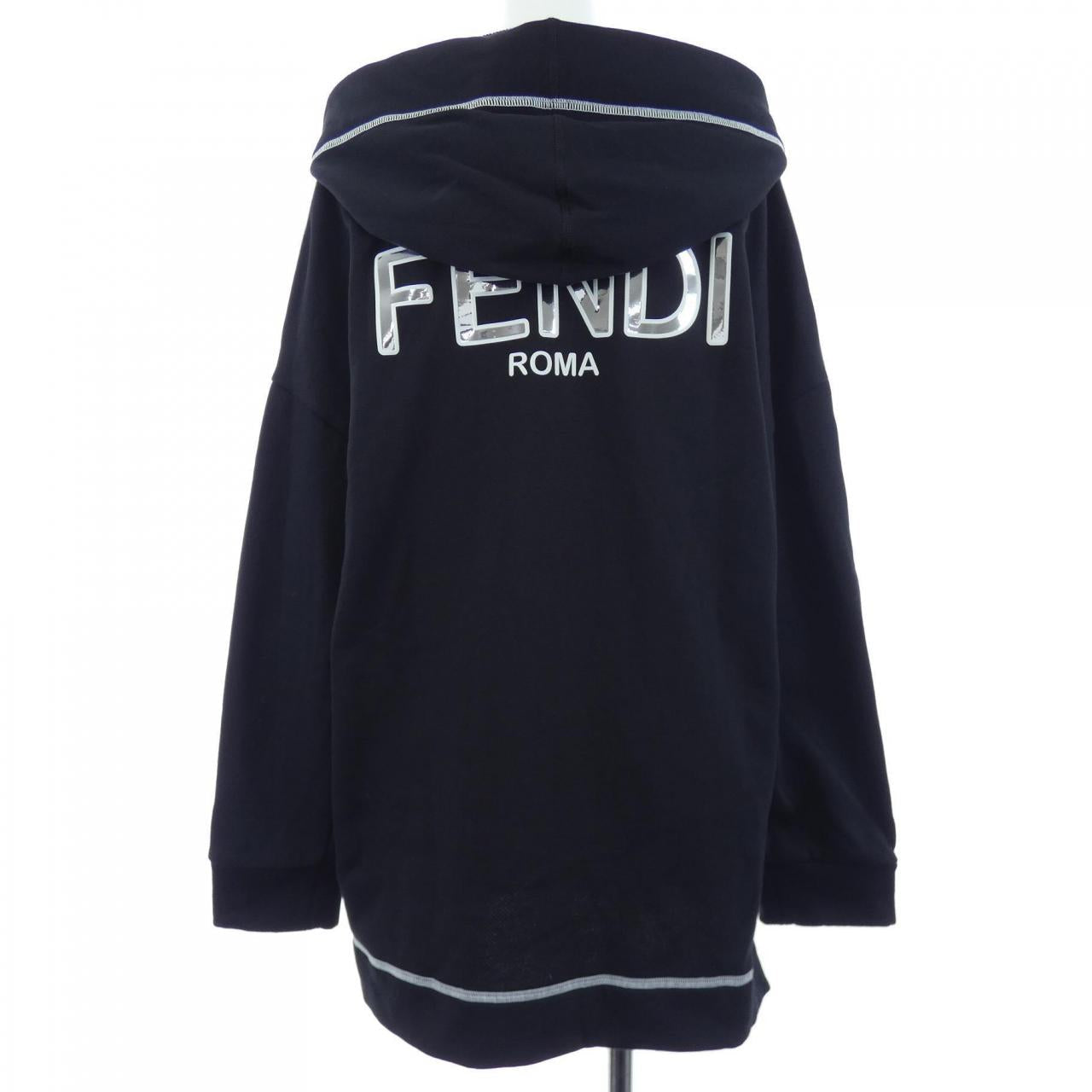 フェンディ パーカー