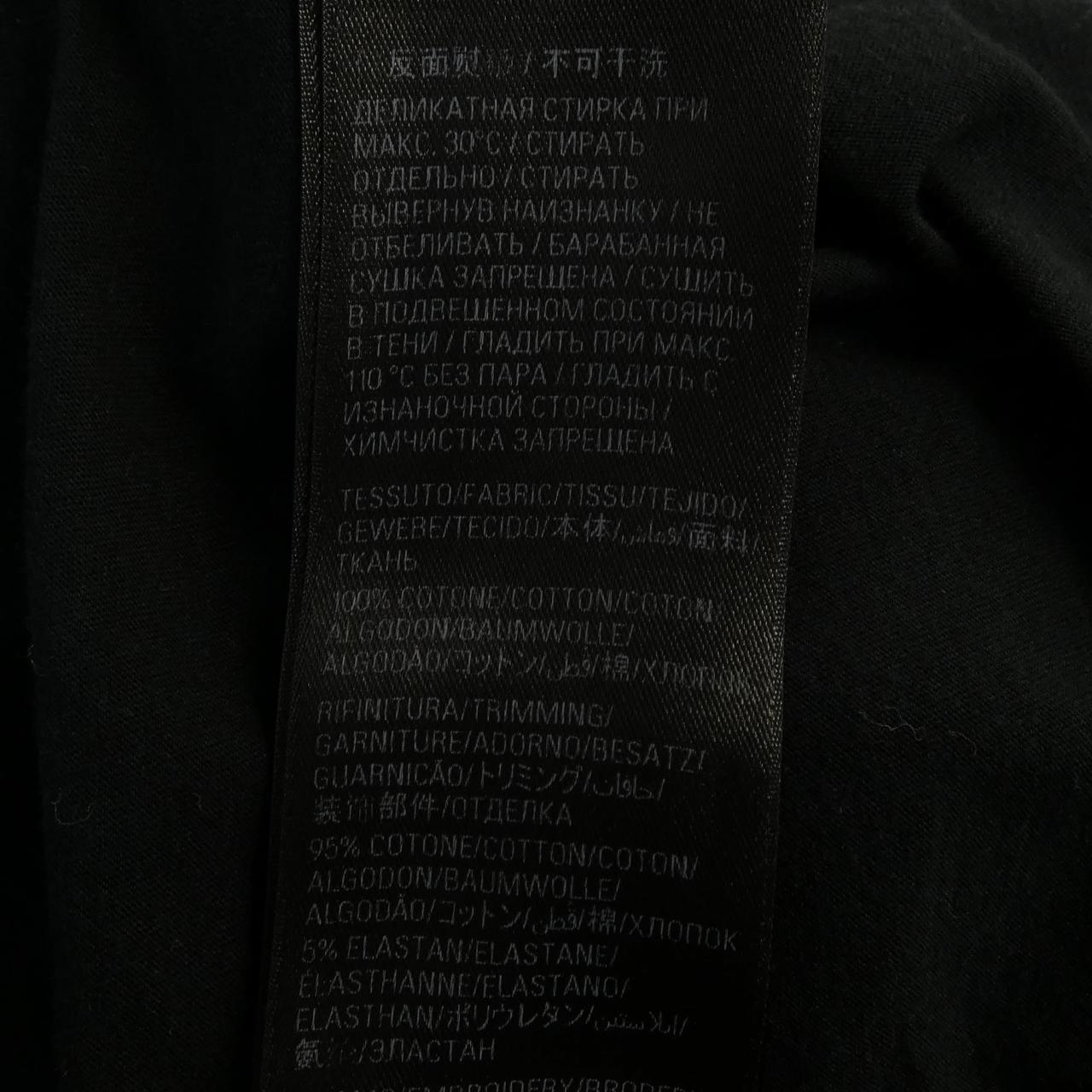 バレンシアガ Tシャツ