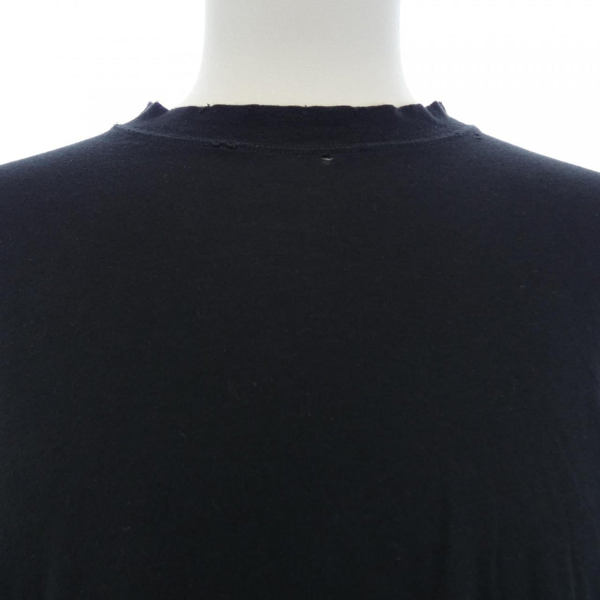 バレンシアガ Tシャツ