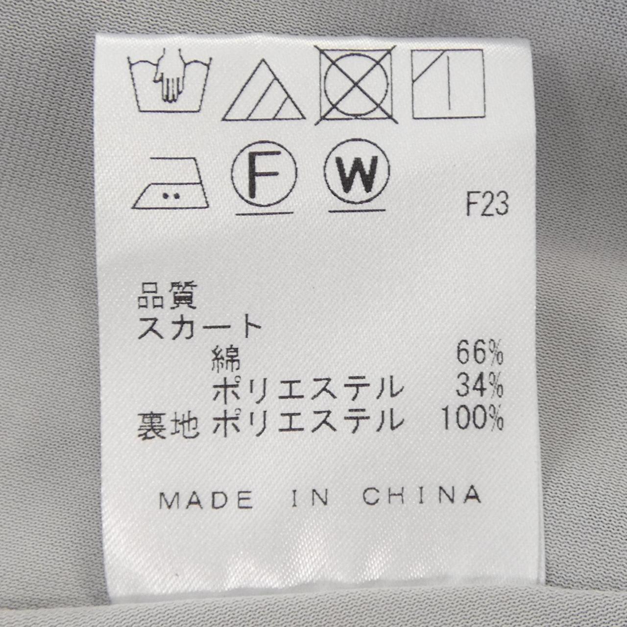 ジェイプレス スカート