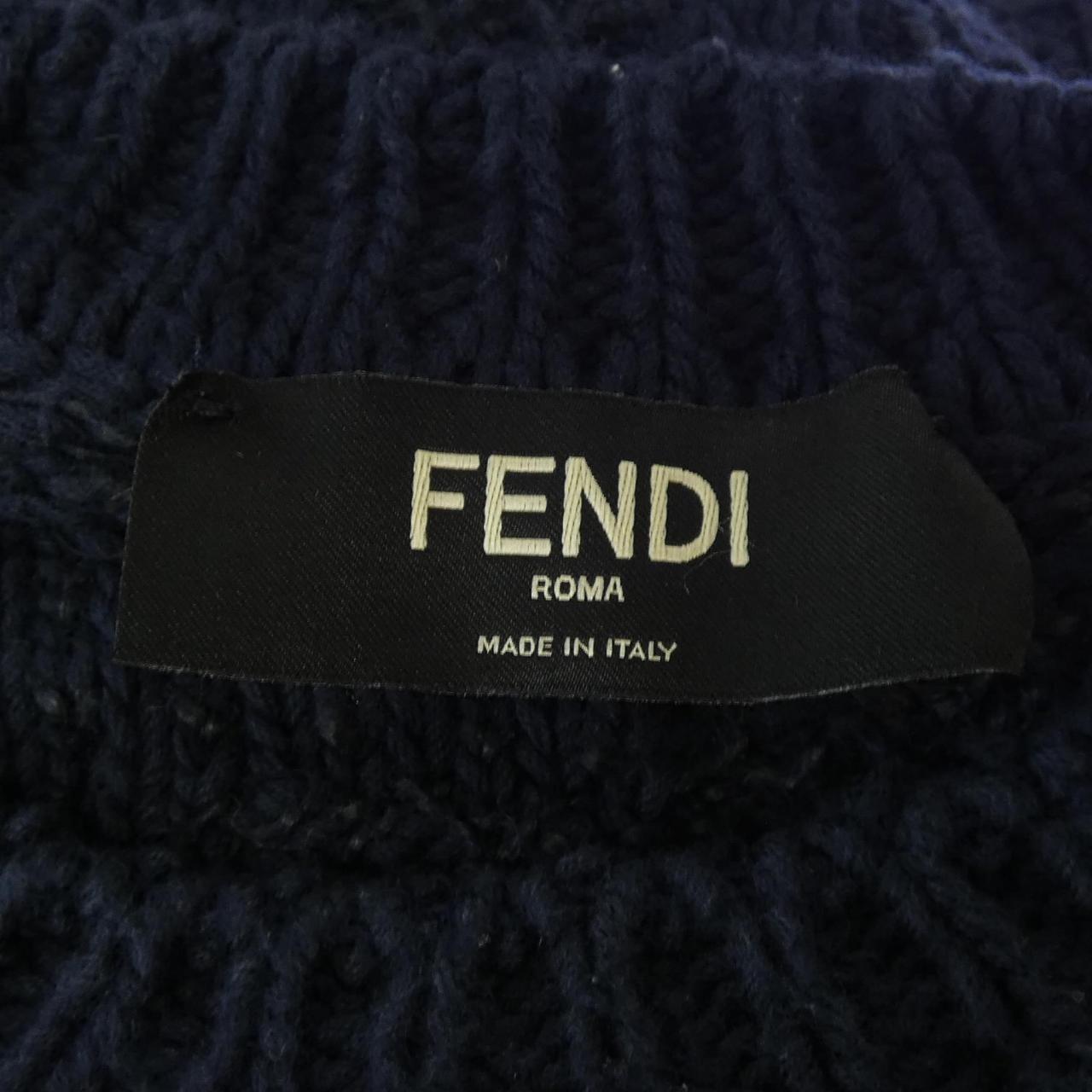 フェンディ ニット