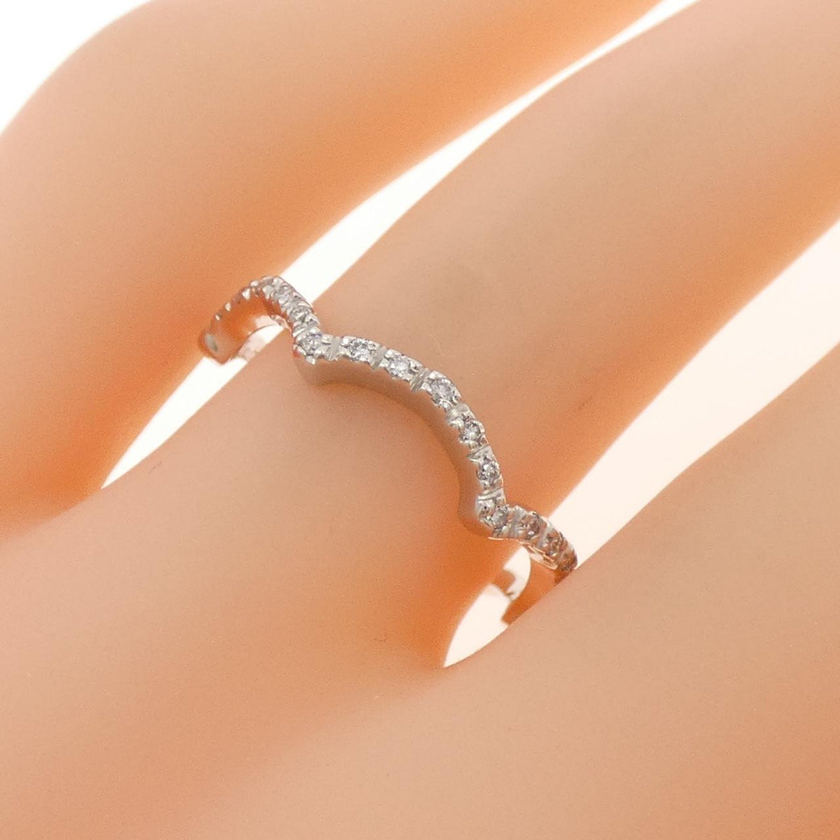 ヴァンドーム K18ホワイトゴールド ダイヤモンド リング