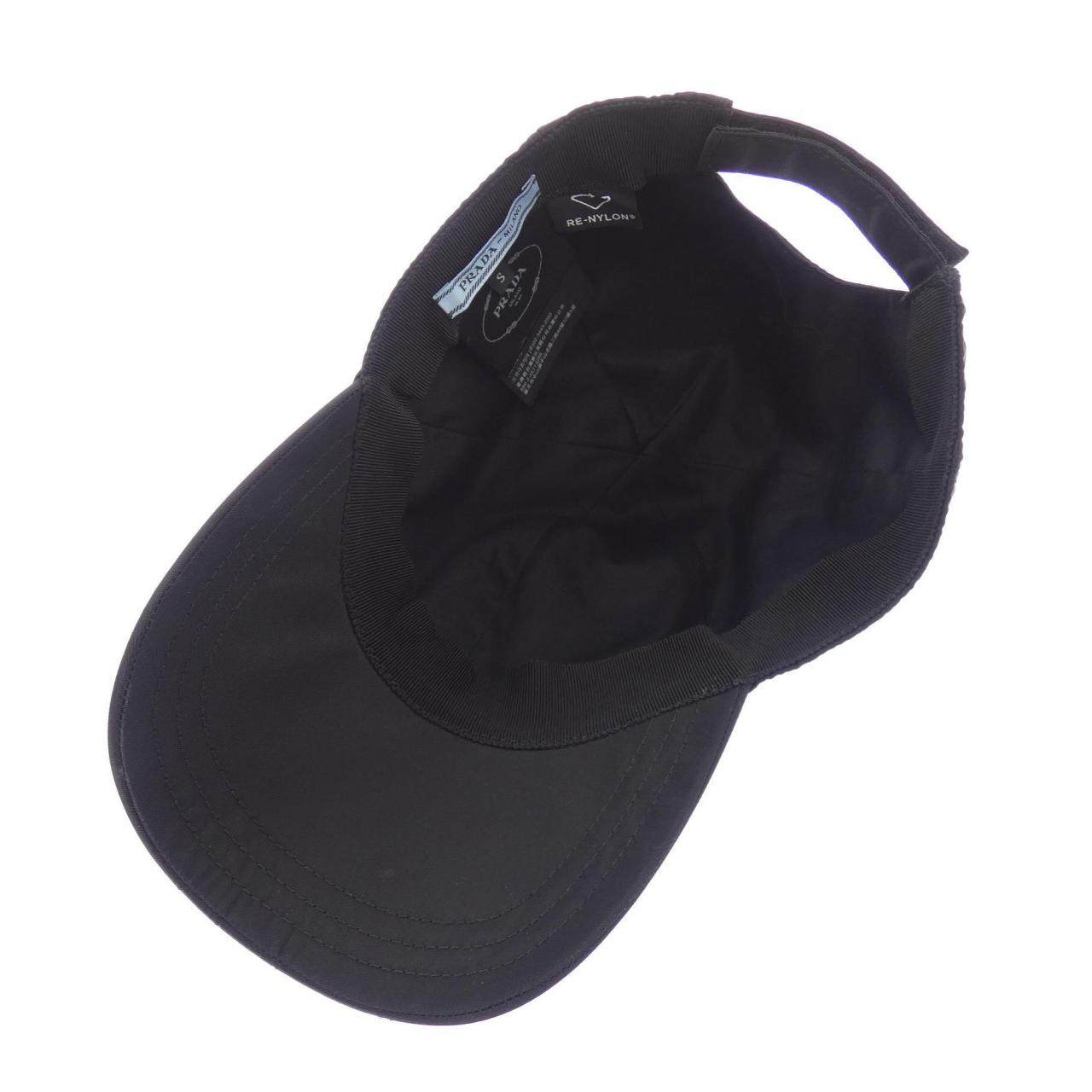 プラダ Re-Nylon キャップ