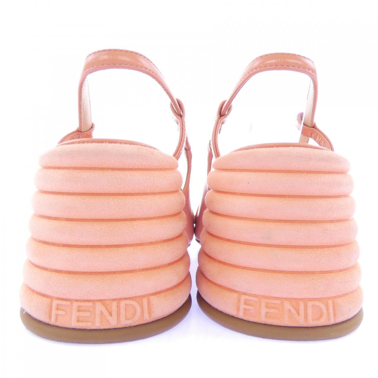 フェンディ サンダル