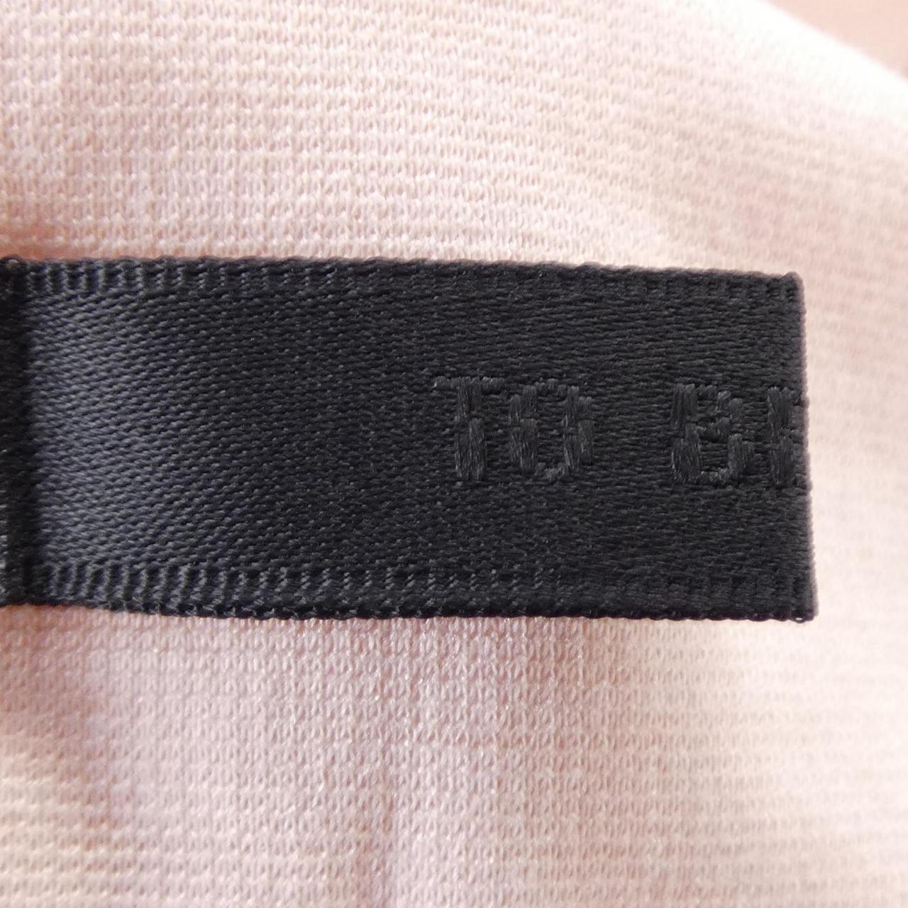 トゥービーシック コットンTシャツ