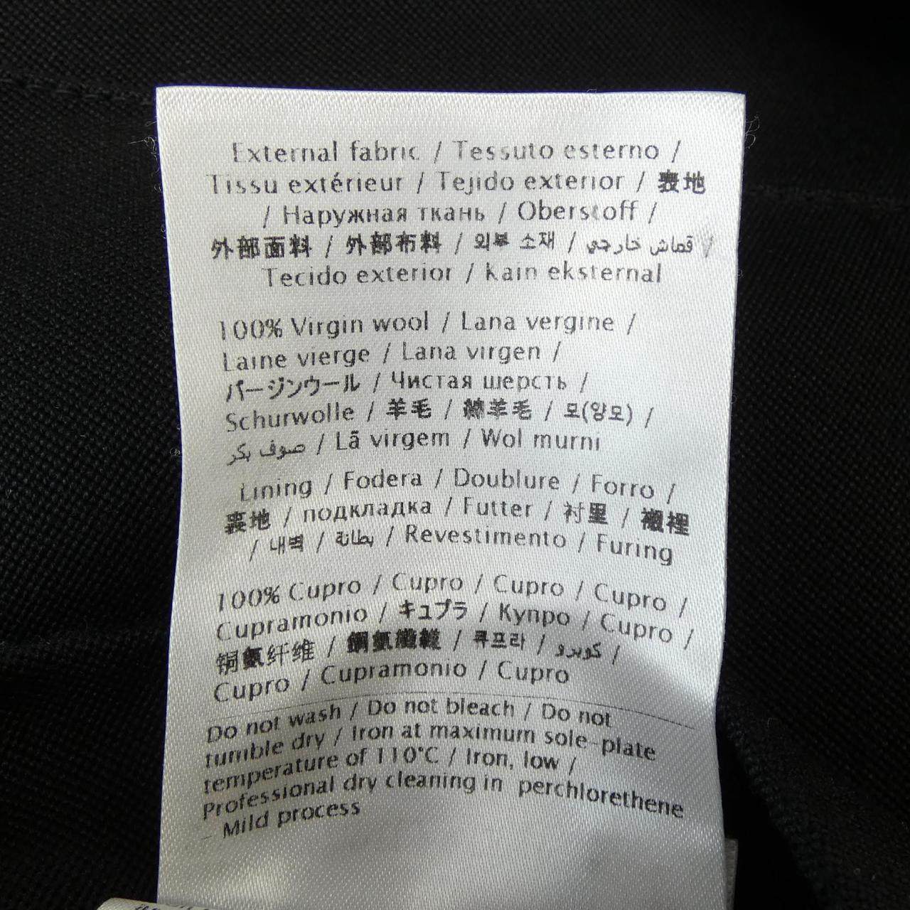 ヴァレンティノ トップス