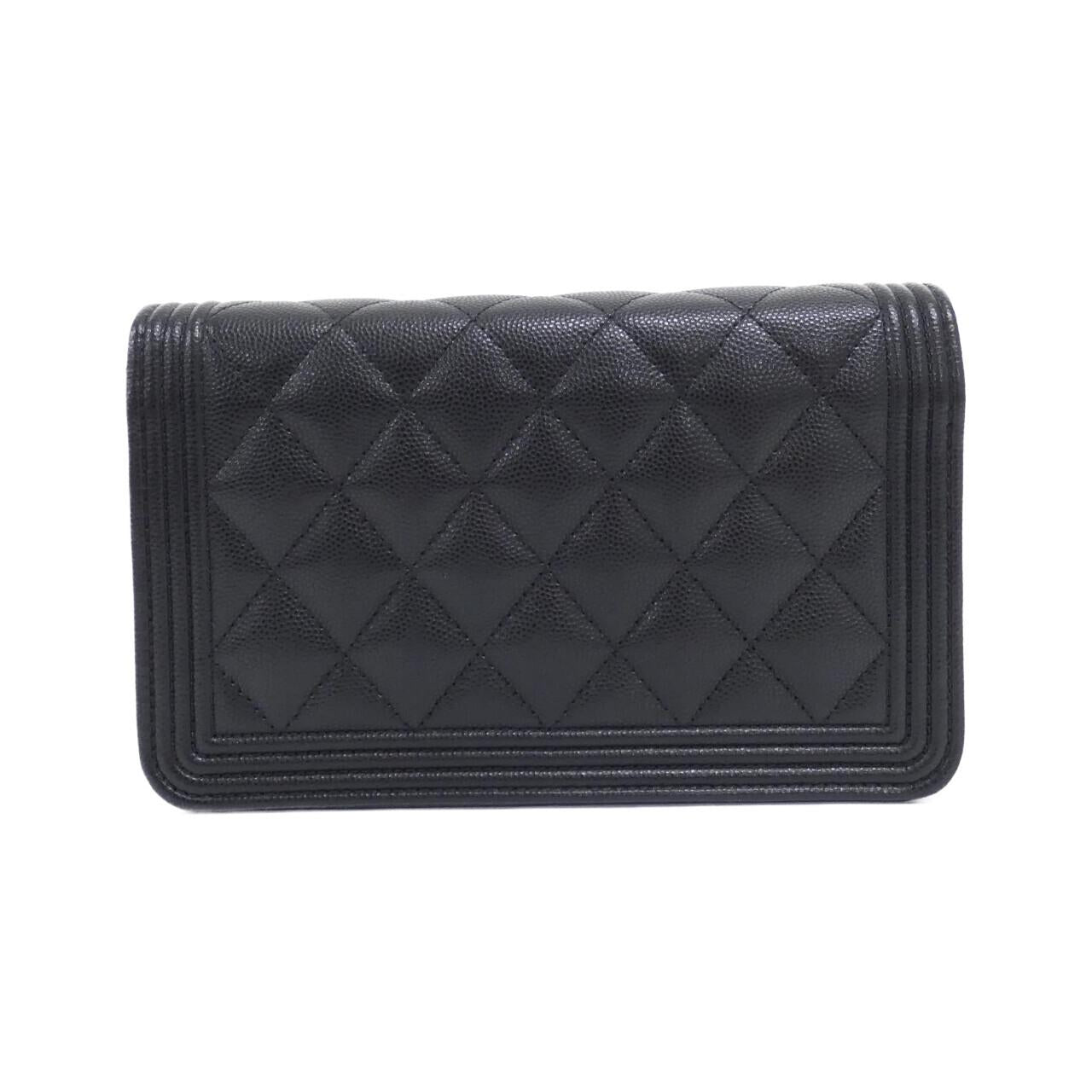 シャネル ボーイシャネル キャビアスキン チェーンウォレット