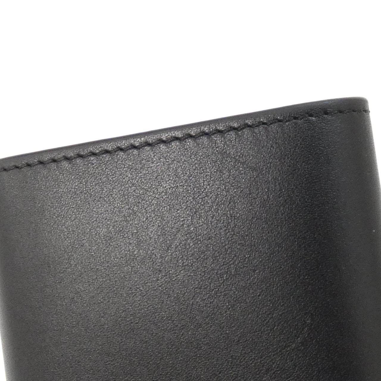 ロエベ カーフ財布