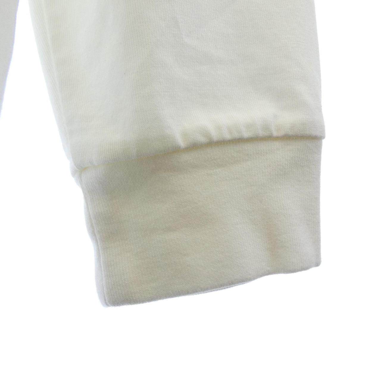 ルイヴィトン エンボスLVロングスリーブTシャツ