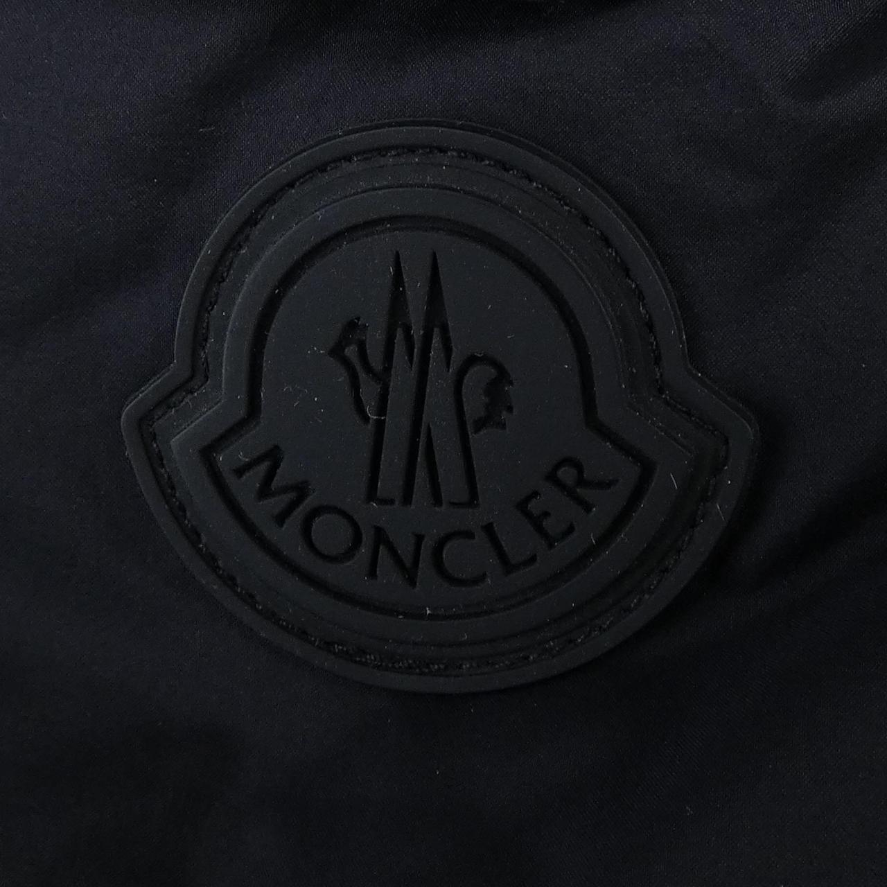 モンクレール MAURES ダウンジャケット