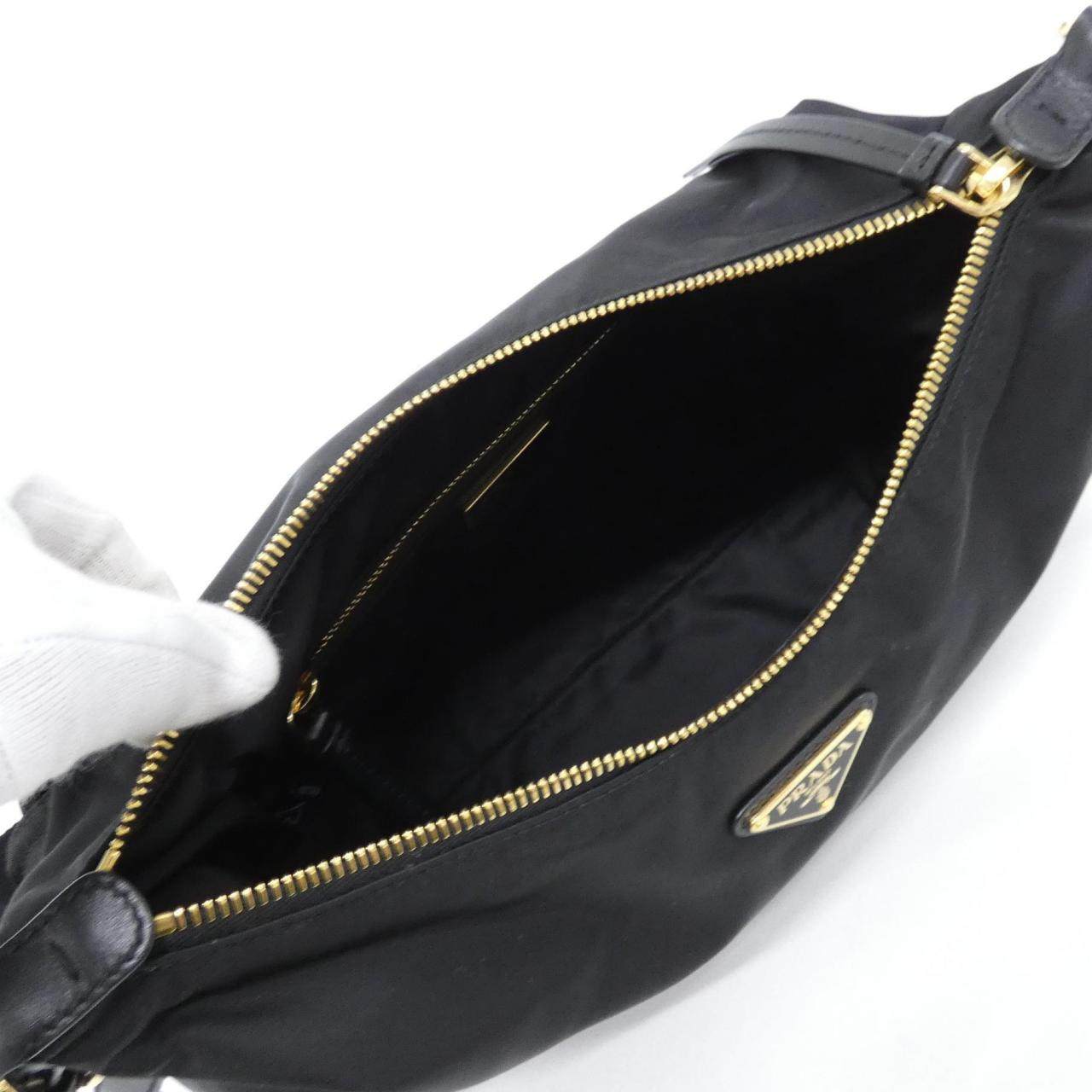 プラダ TESSUTO VITELLO ショルダーバッグ