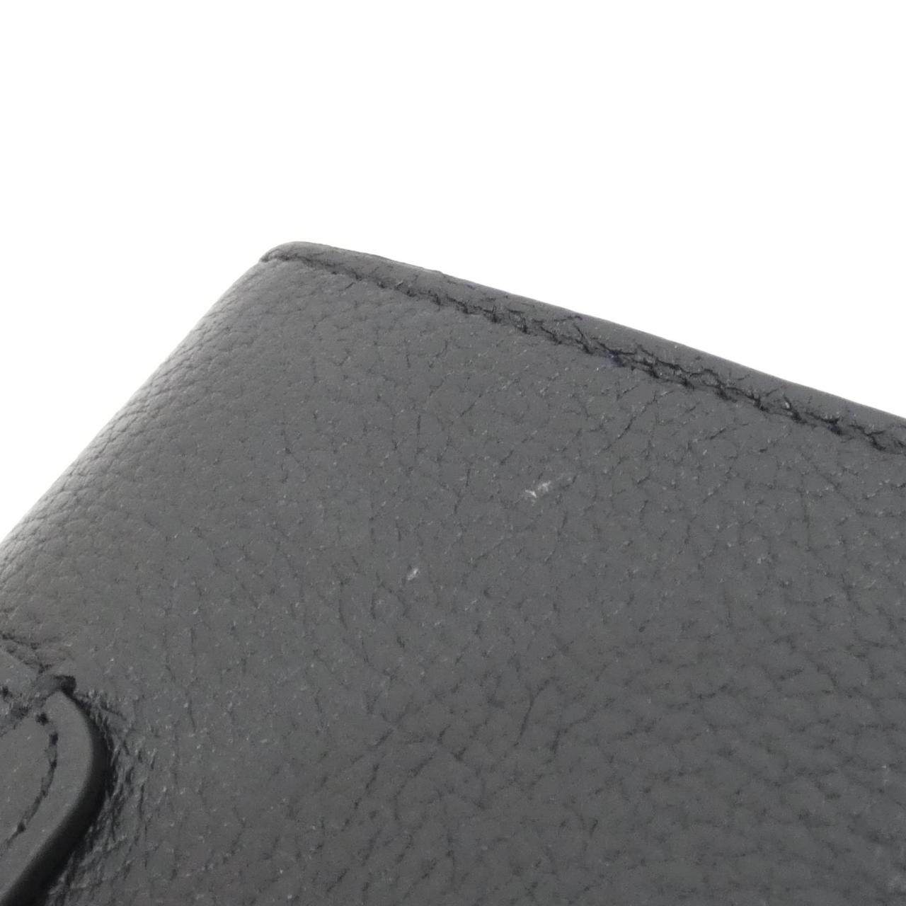 セリーヌ ファインストラップウォレットニノ カーフ 財布