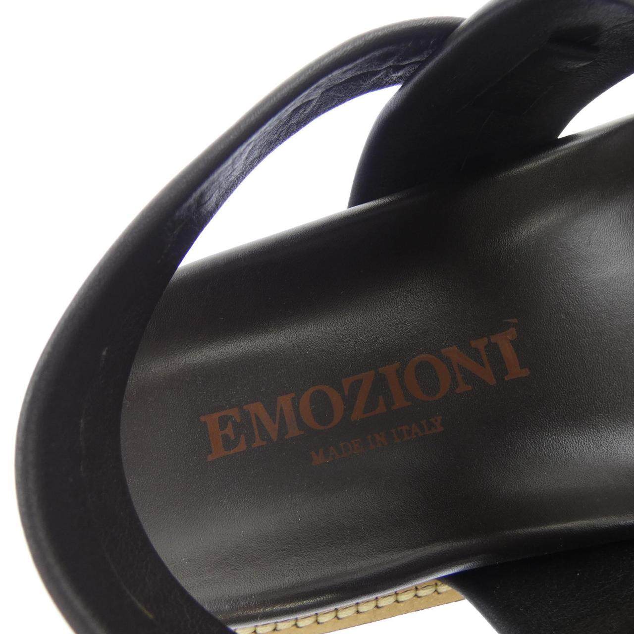 EMOZIONIレザーサンダル