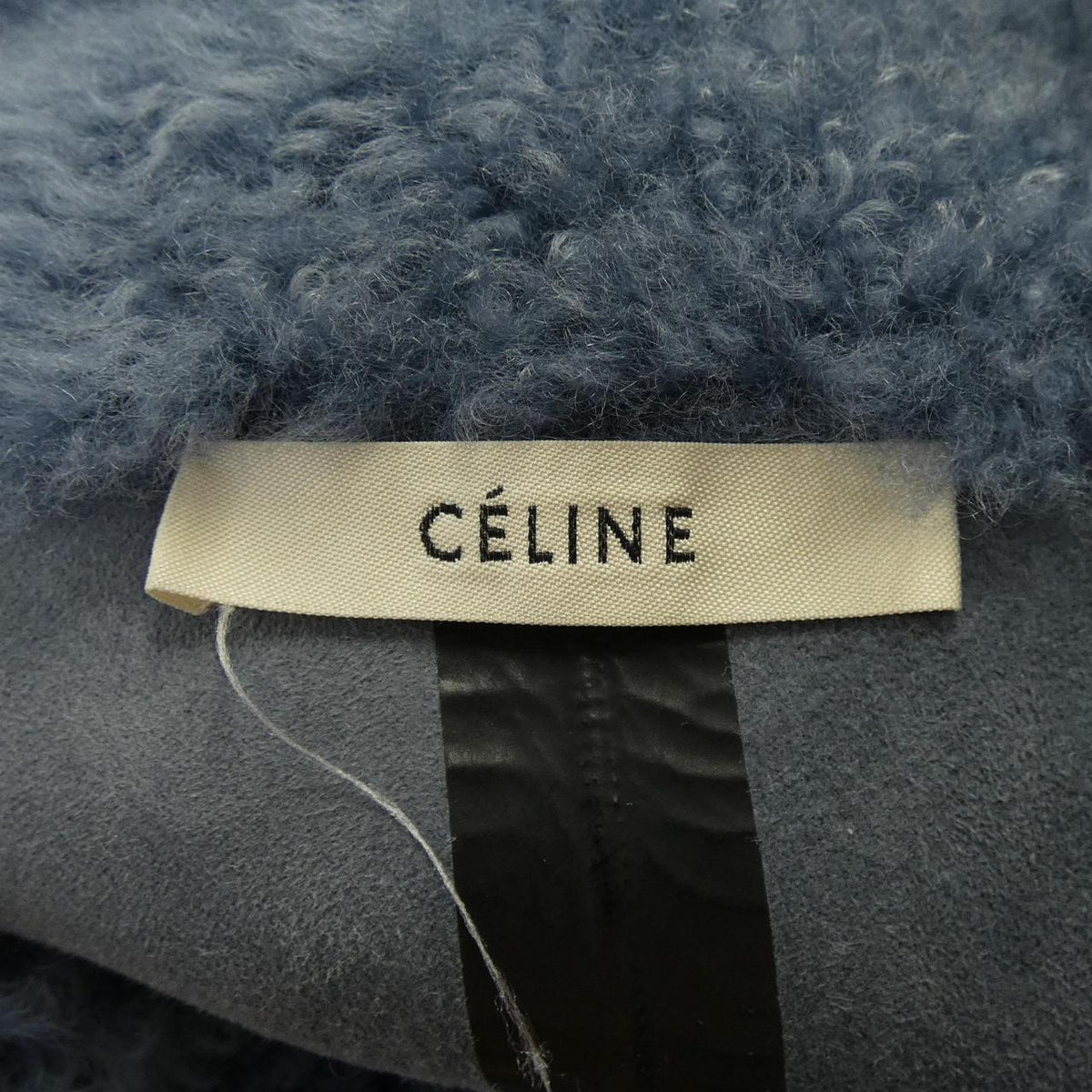 セリーヌ ムートンコート