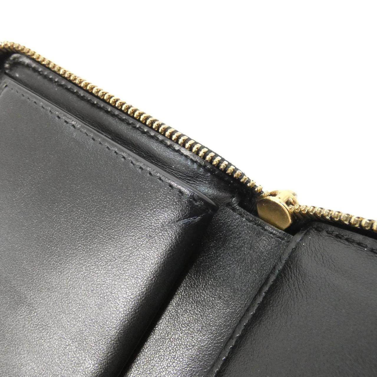 ボッテガヴェネタ ラムレザー二つ折り財布