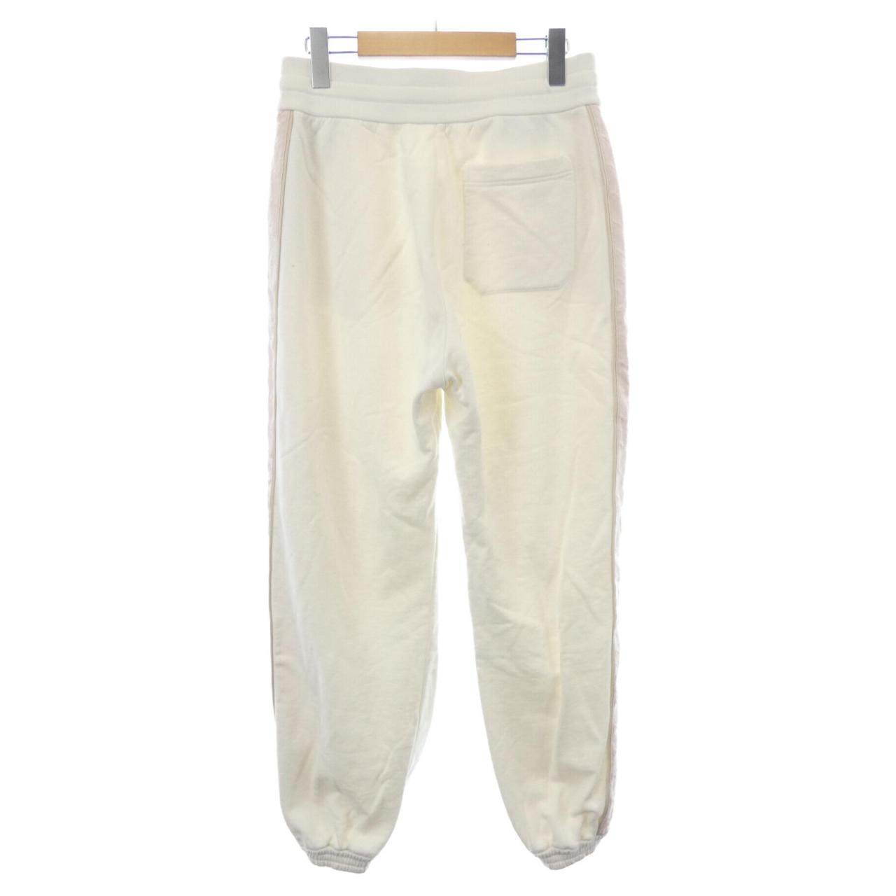 グッチ パンツ