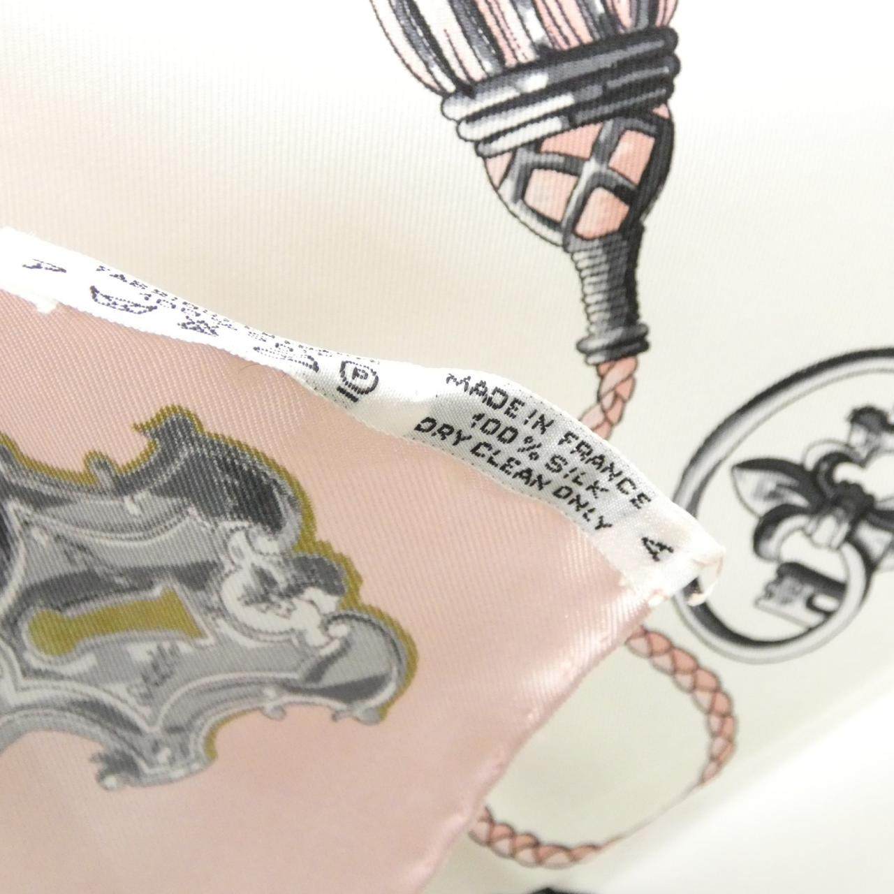 エルメス LES CLES シルクスカーフ
