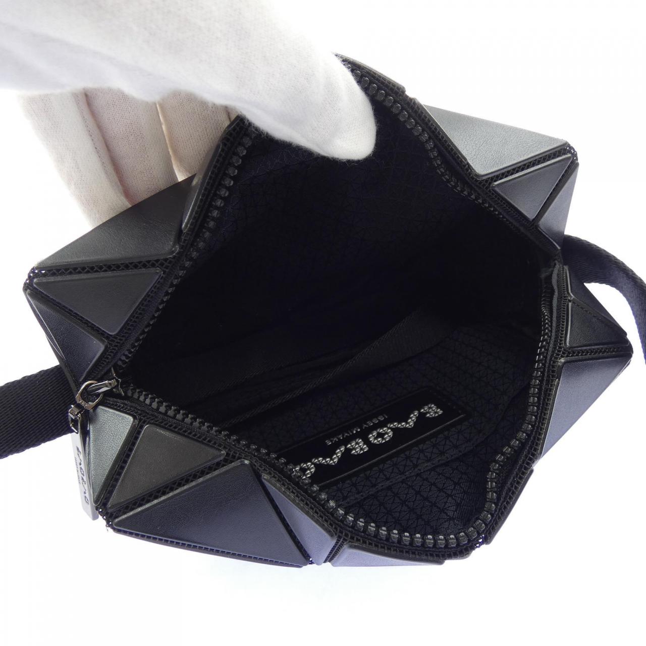 バオバオ CUBOID バッグ