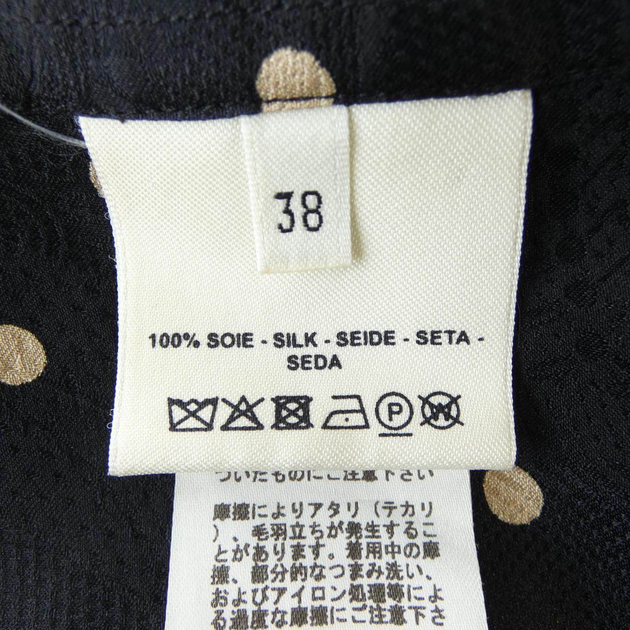 エルメス シルクトップス